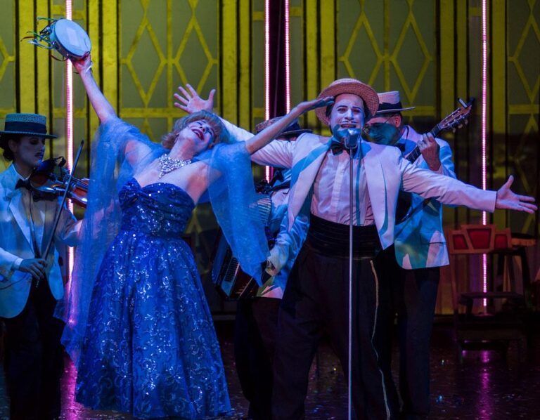 uHovkcT9Uuxm2YOzGXEn